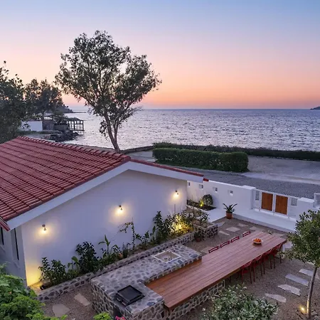 73 Yalikavak, Contemporary Version Of An Old Vakantiehuis